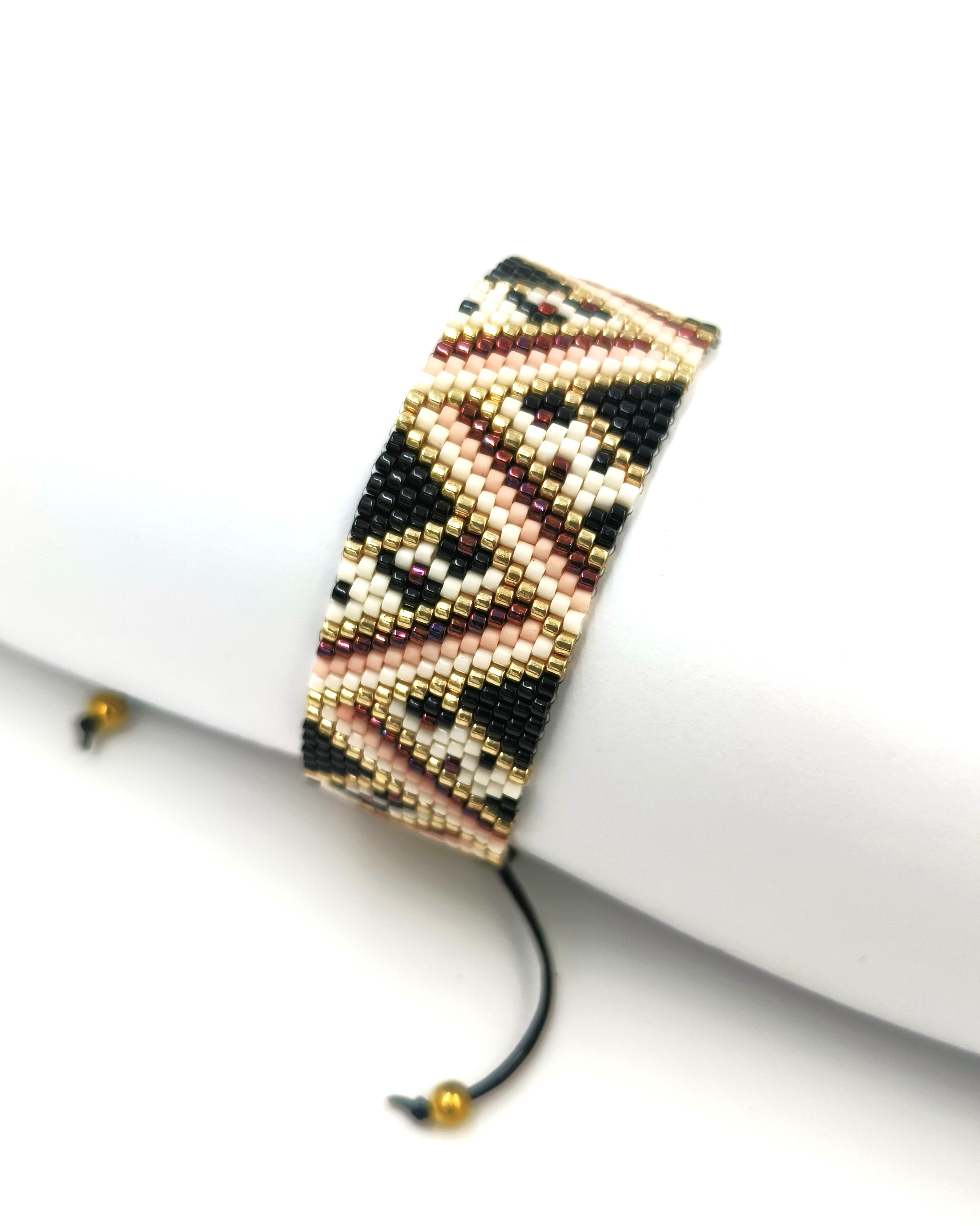 Tashi Bracelet - Jenni and Janki