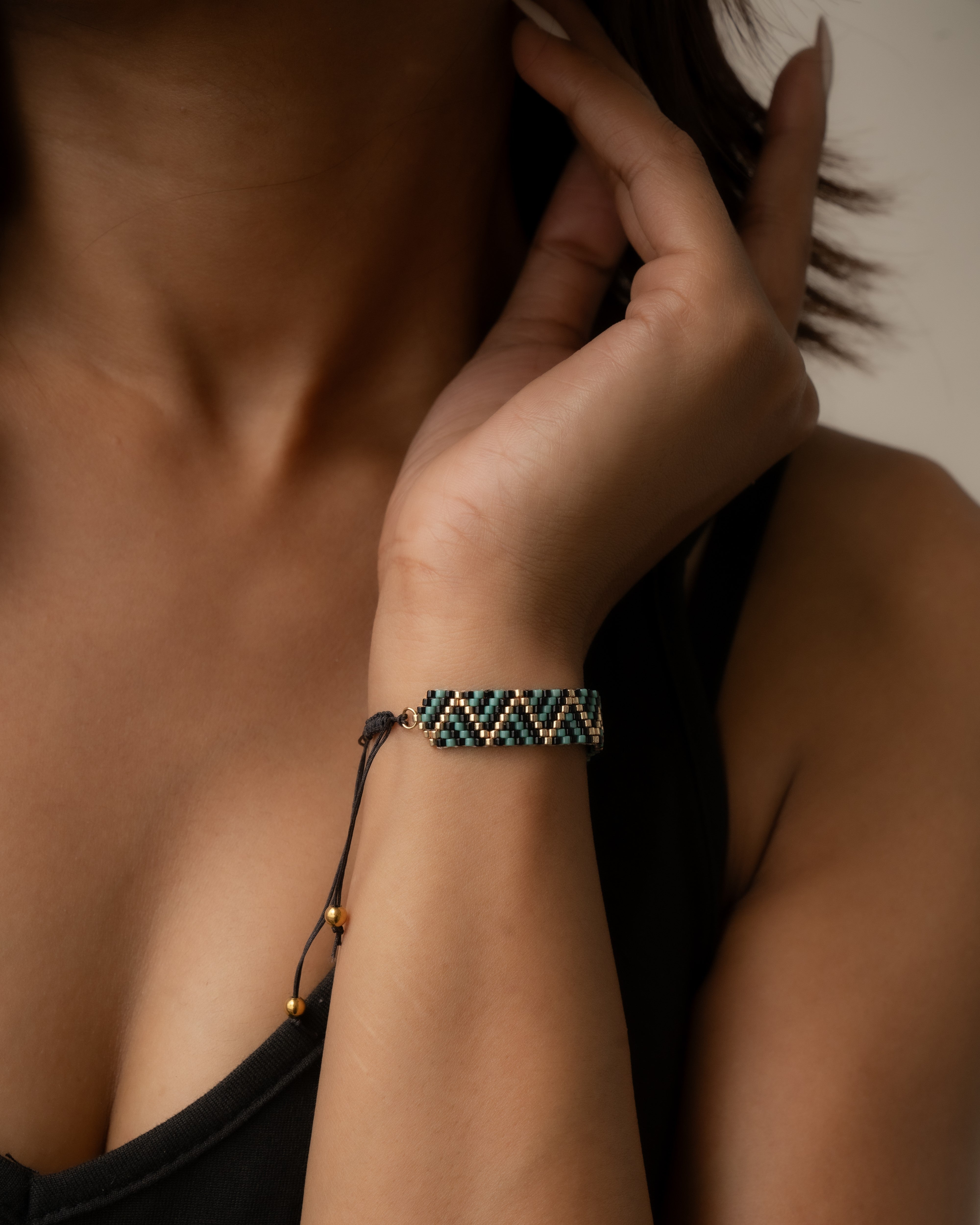 Taakshi Bracelet - Jenni and Janki