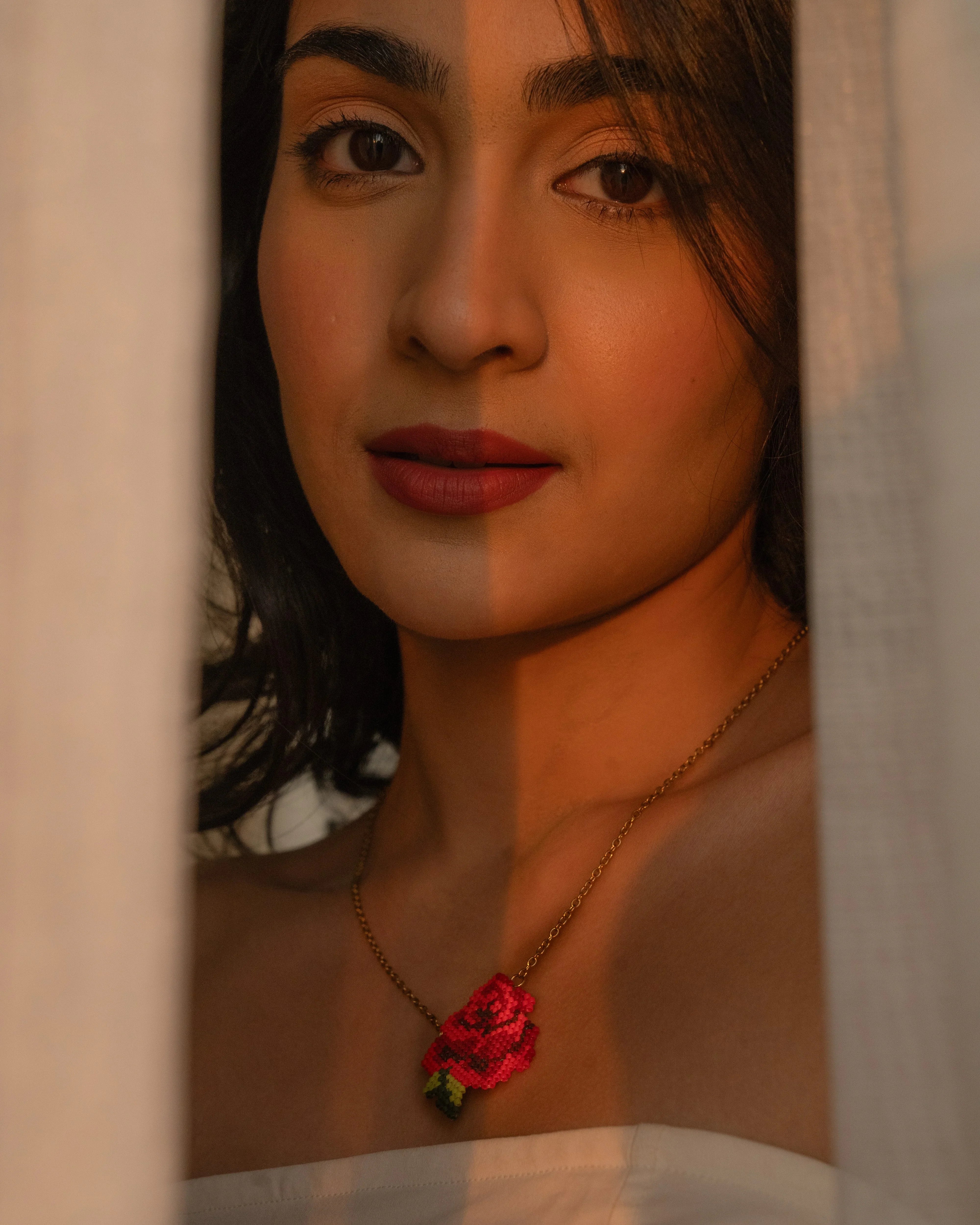 Leslie Rose Necklace - Jenni and Janki