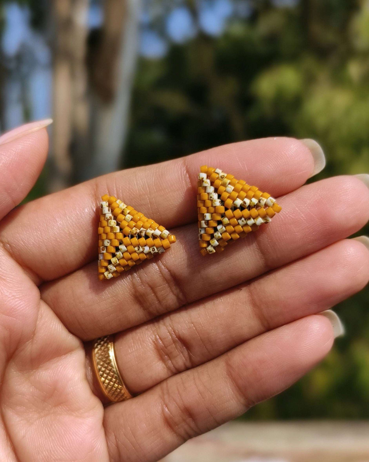 Daivii Stud Earrings - Jenni and Janki