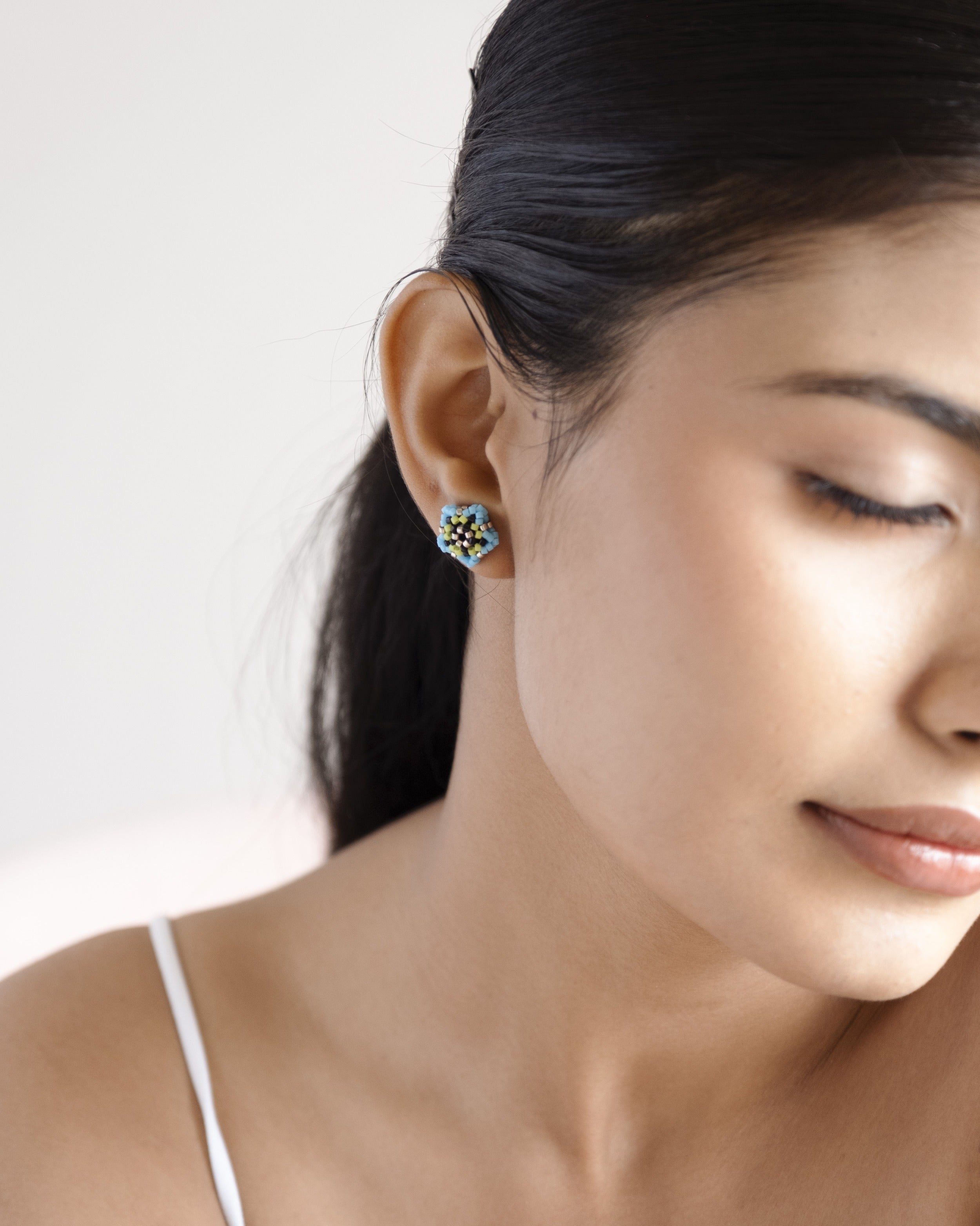 Neha Stud Earrings - Jenni and Janki