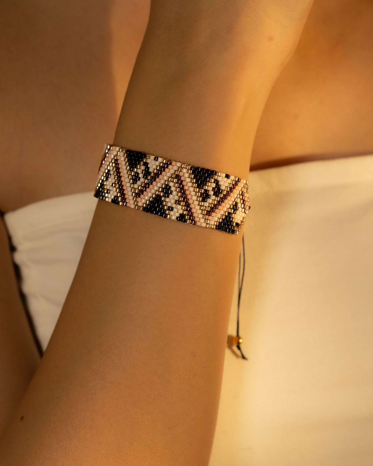 Tashi Bracelet - Jenni and Janki