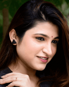 Darlene Stud Earrings - Jenni and Janki